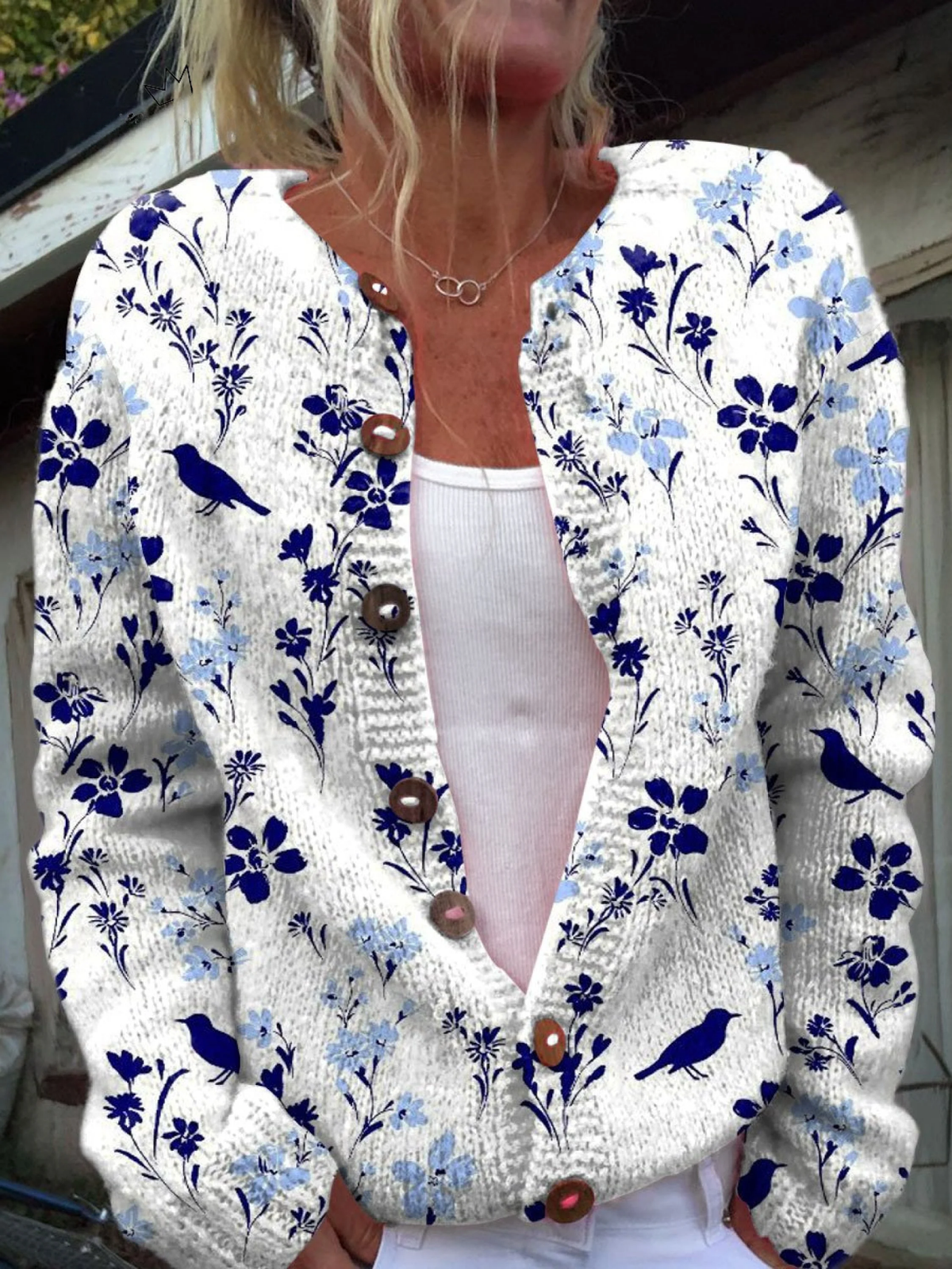 Élise - Vintage Floral Buttoned Cardigan