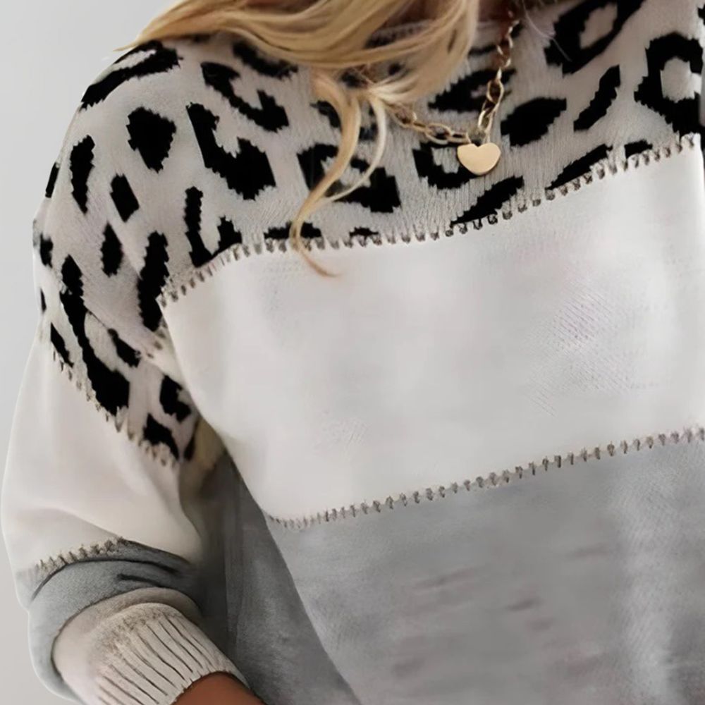 Aurelia - Leopard Print Casual Sweater
