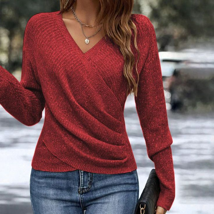 Astrid - Elegant and Comfortable Pullover